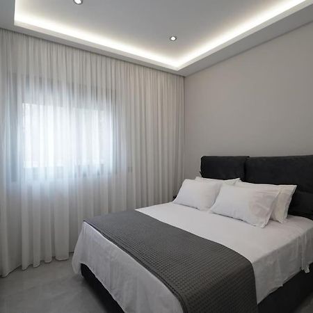 Brand New 3Br With 2 Bathrooms Marousi Apartment Athens Exterior photo