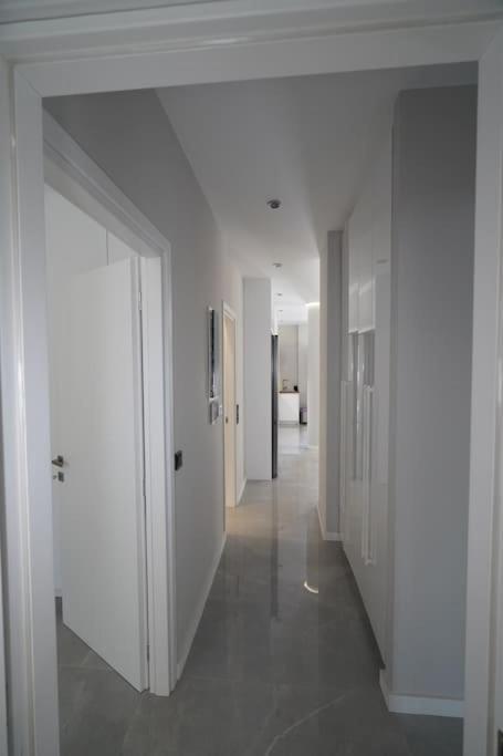 Brand New 3Br With 2 Bathrooms Marousi Apartment Athens Exterior photo